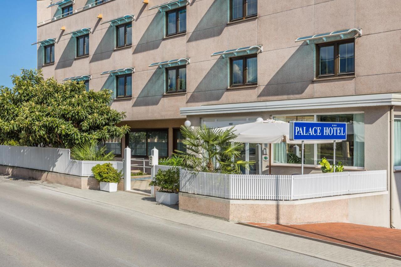 Aviano Palace Hotel Exterior foto